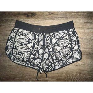 Nobo Womens Black White Shorts